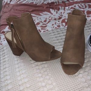 Open toe ankle Booties